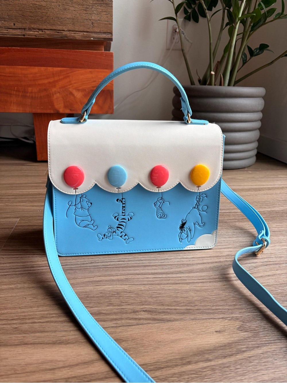 Disney Winnie the Pooh Cross Body